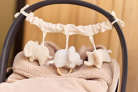 Wagenspanner- Elephant tales - Bibi Kidz - Kinderhaarspeldjes en baby accessoires voor pasgeboren baby bij Bibi Kidz, zachte babykleding, speendoekjes, spenen en gepersonaliseerde kraamcadeaus voor baby’s.