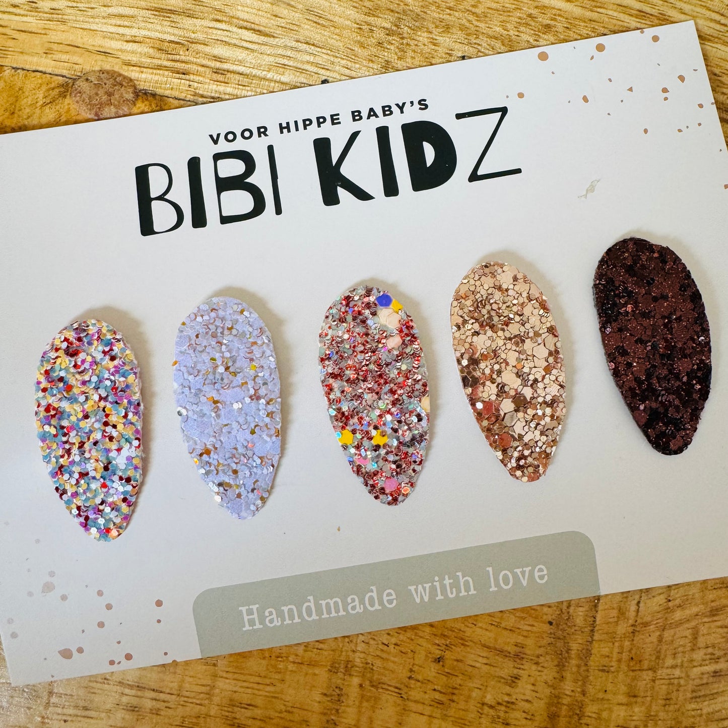 Setje 15 Saar Antislip Haarspeldjes - Bibi Kidz - Kinderhaarspeldjes en baby accessoires voor pasgeboren baby bij Bibi Kidz, zachte babykleding, speendoekjes, spenen en gepersonaliseerde kraamcadeaus voor baby’s.