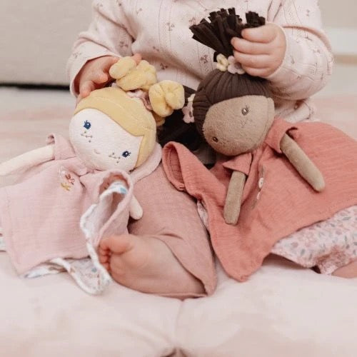 Knuffeldoekje Fairy Evi - Bibi Kidz - Kinderhaarspeldjes en baby accessoires voor pasgeboren baby bij Bibi Kidz, zachte babykleding, speendoekjes, spenen en gepersonaliseerde kraamcadeaus voor baby’s.