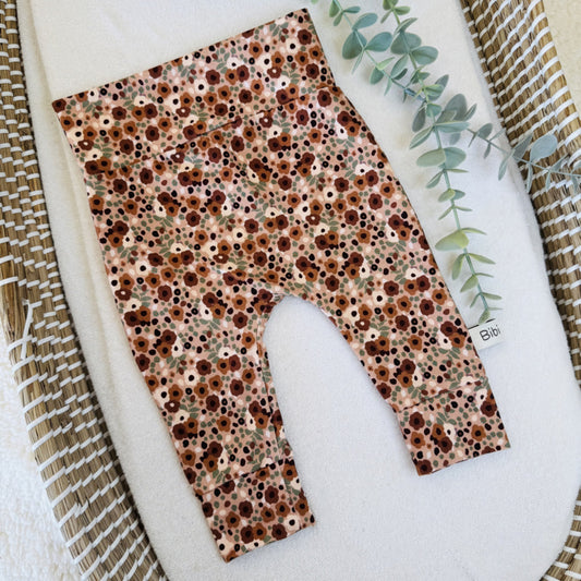 Broekje - Bloemetjes Cacao