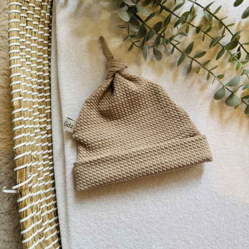 Mutsje - Donker beige